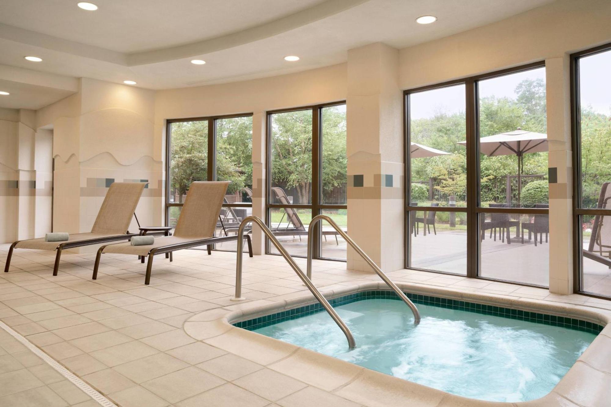 Courtyard By Marriott Middletown Goshen Hotel Exterior foto