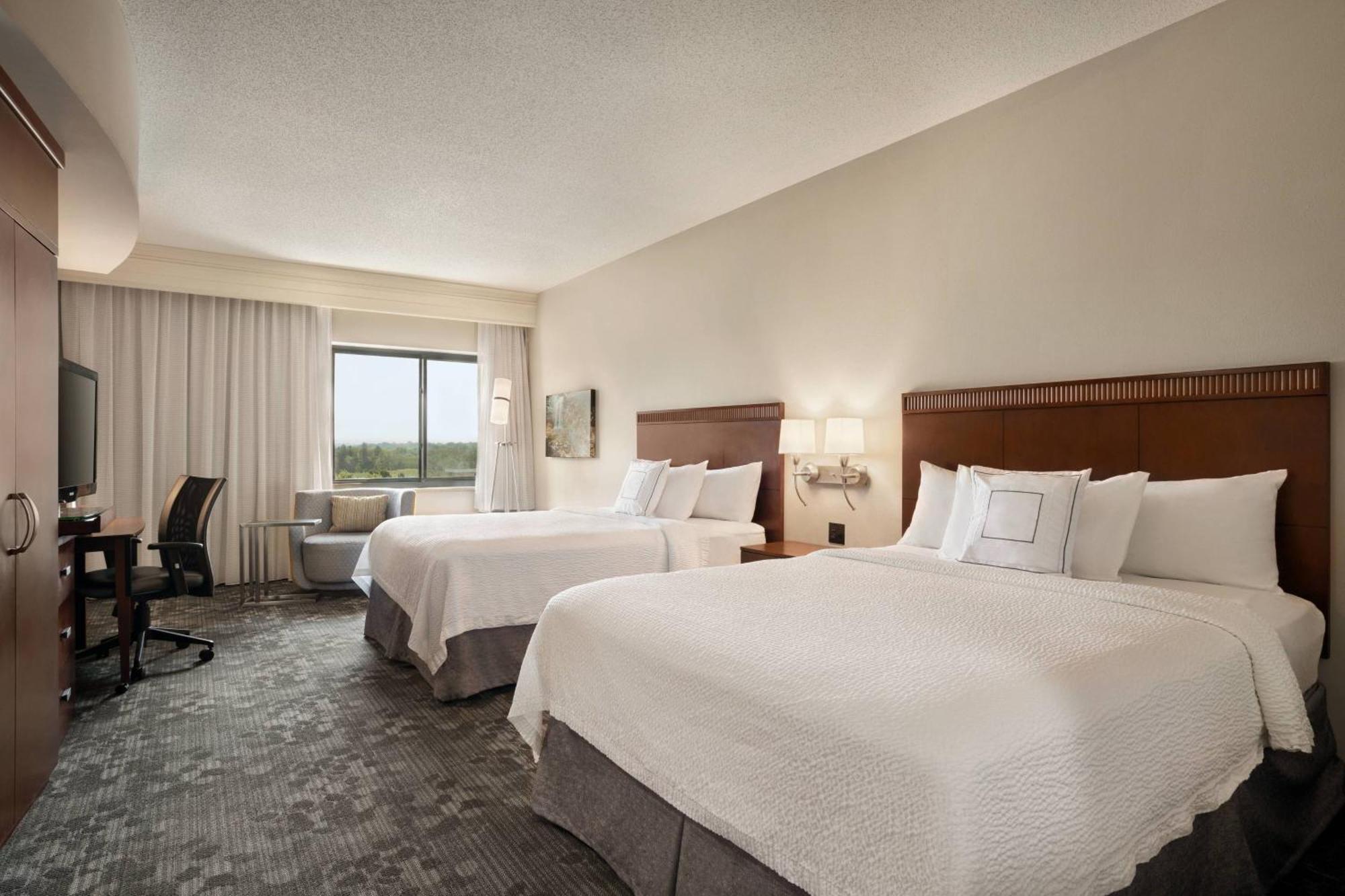 Courtyard By Marriott Middletown Goshen Hotel Exterior foto