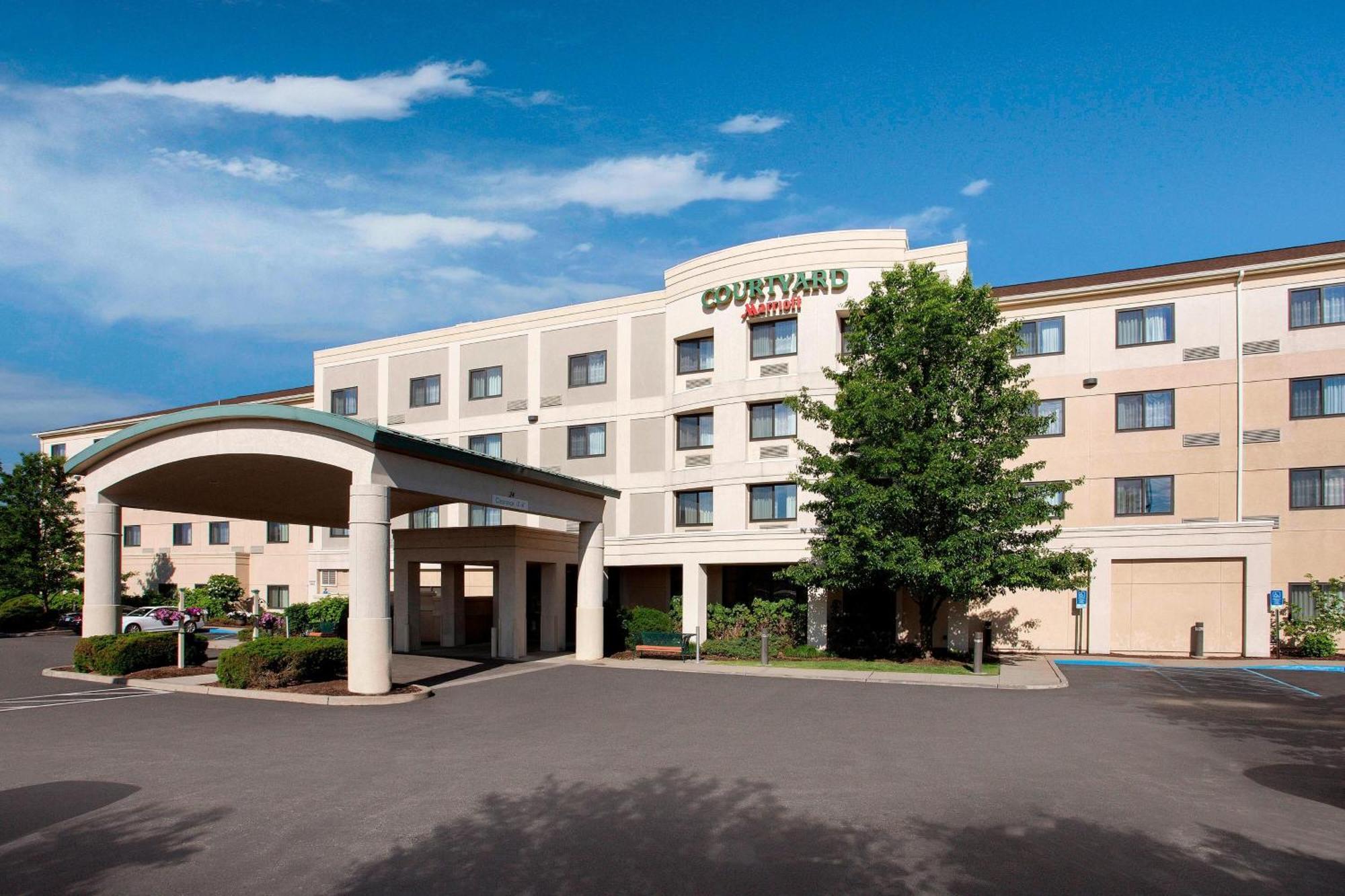 Courtyard By Marriott Middletown Goshen Hotel Exterior foto